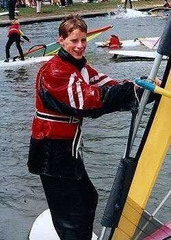 Windsurfing in wet clothes is refreshing fun!